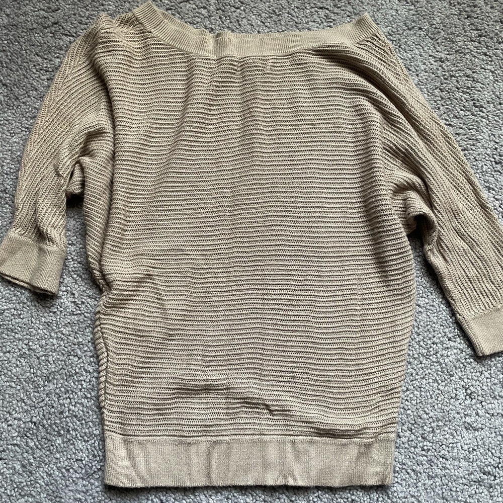 Small. Tan quarter sleeve, crop sweater from express